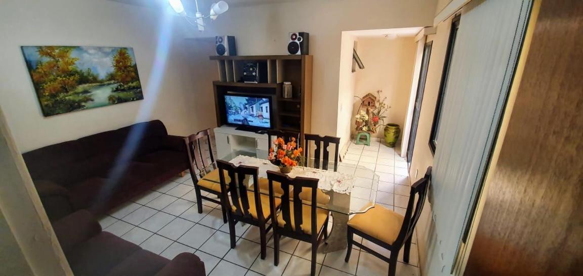 Aconchegante 2 Quartos Com Wifi + 1 Quarto Menor Apartment Guarapari Exterior foto