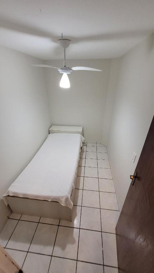Aconchegante 2 Quartos Com Wifi + 1 Quarto Menor Apartment Guarapari Exterior foto